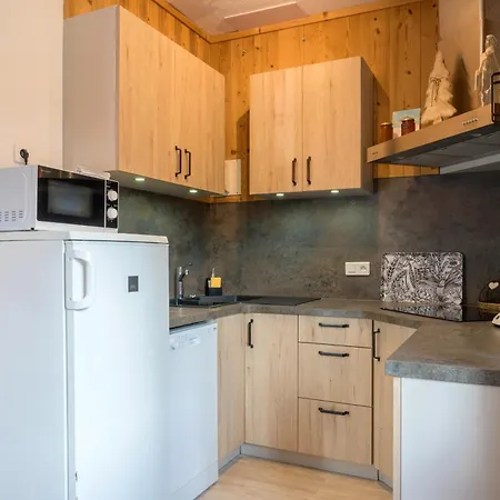 La Petite Chaumiere Avec Sauna * سانت موريس سور موسيل