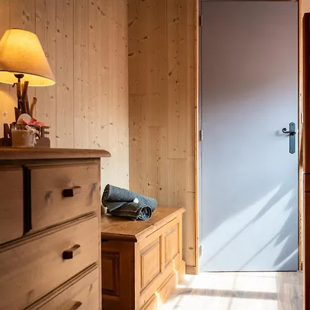 شاليه La Petite Chaumiere Avec Sauna سانت موريس سور موسيل