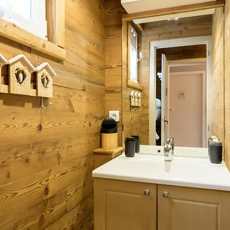 La Petite Chaumiere Avec Sauna شاليه *