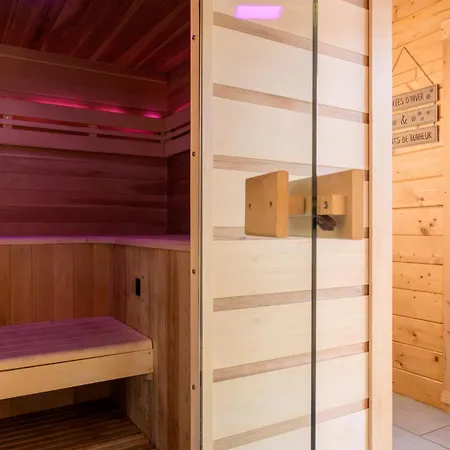 شاليه La Petite Chaumiere Avec Sauna